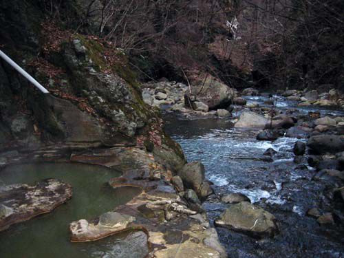 栃木県那須　　塩原温泉　～川岸の湯～