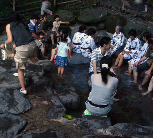 フットワークを軽く…足軽に！！【福島市　土湯温泉町】