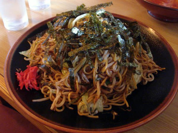 ○○のおかずに焼きそば？？【東根市　勘鳥居】