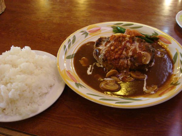 昼もガッツリ！【山形市　ろかーれ】