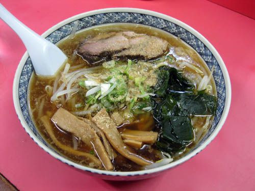 飛んで火に入る夏の虫・・・【大田区　まっちゃんラーメン】