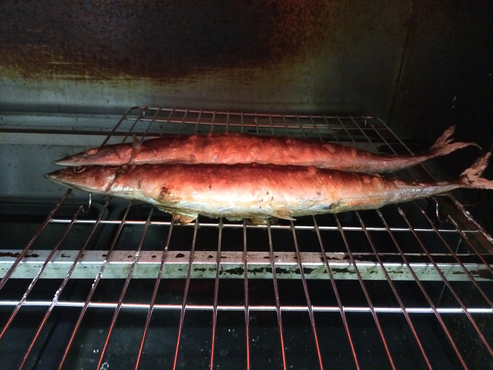 ★味よし「秋はやっぱり、秋刀魚(サンマ)が人気です♪」