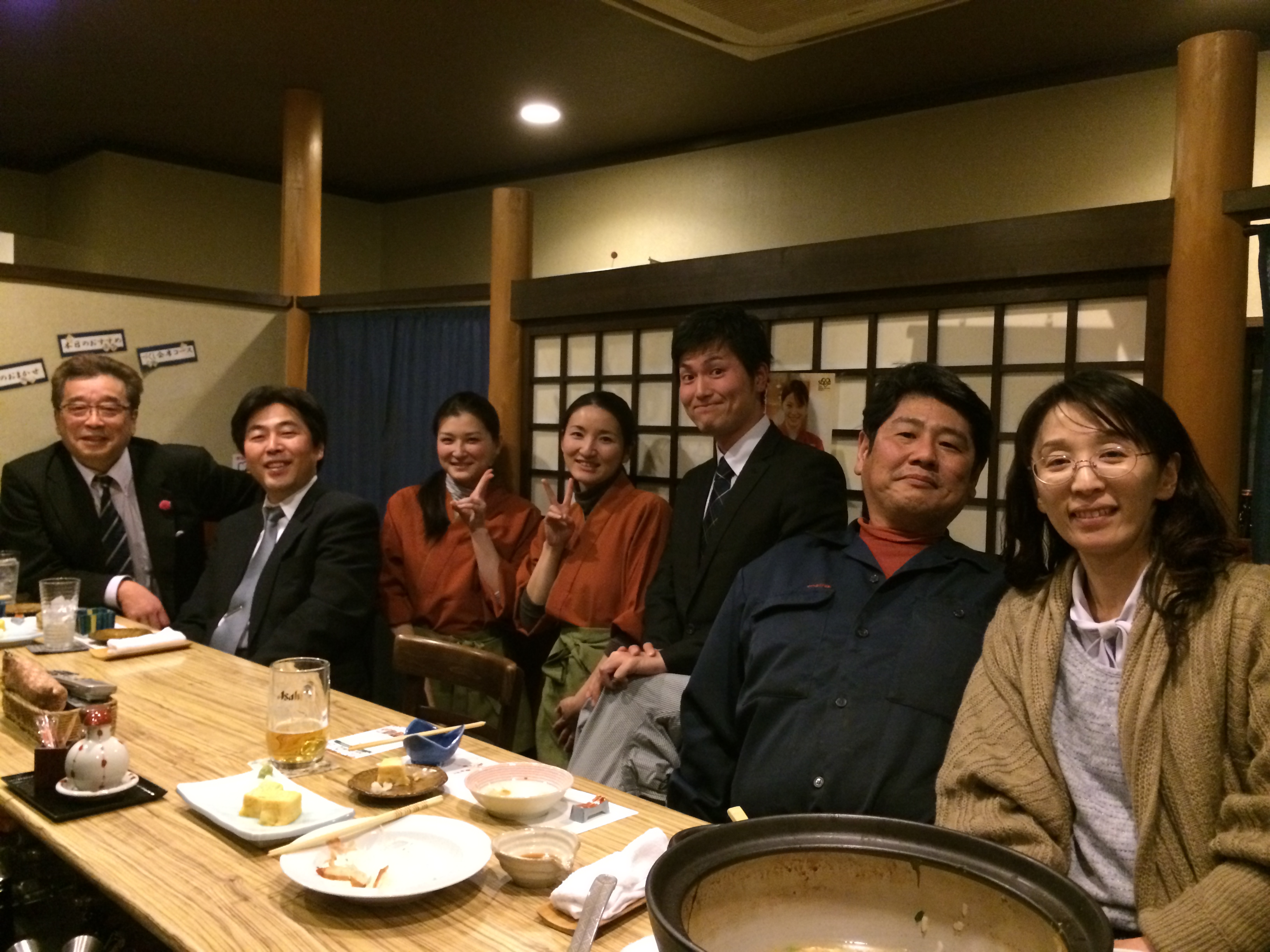 ☆味よし「お客様に囲まれて!!」