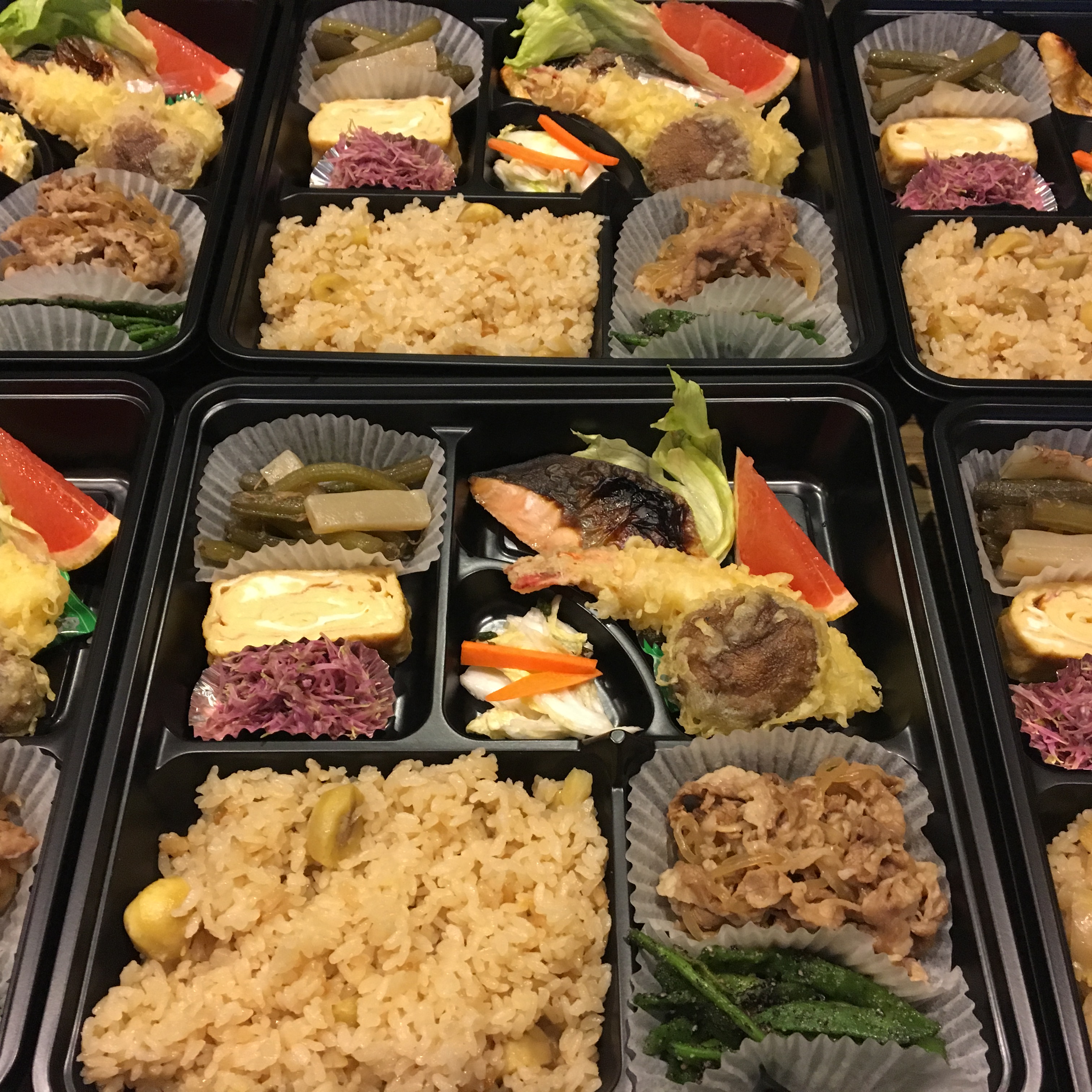 ★味よし「休業日のお知らせです!」