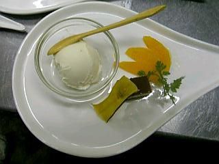 ☆味よし「コース料理の後はデザートですよね？」