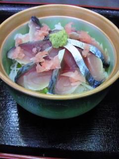 ★味よし「九州・関サバのどんぶりです！！」