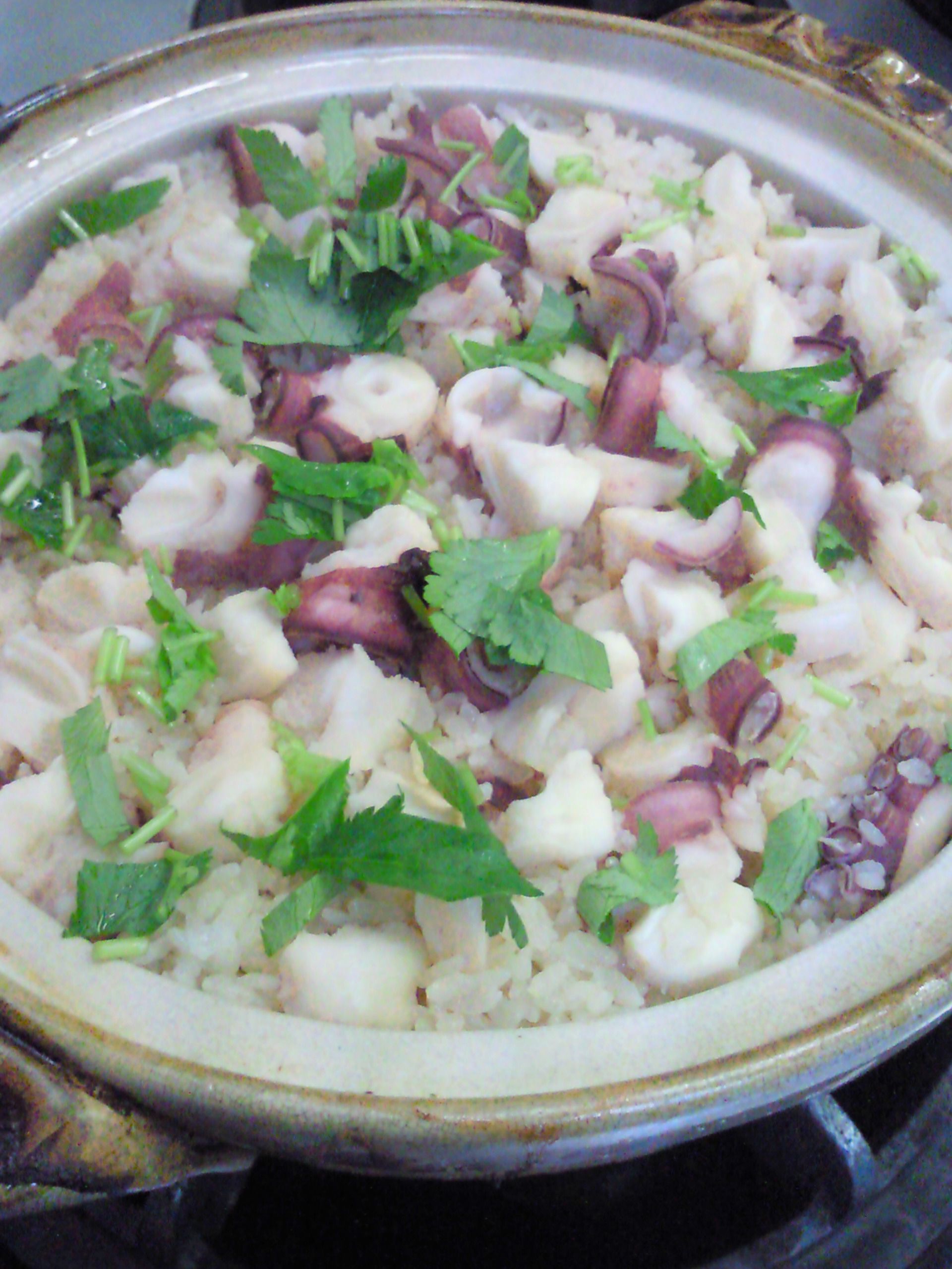 ★味よし「オススメ土鍋の蛸（たこ）飯はいかがですか？？」