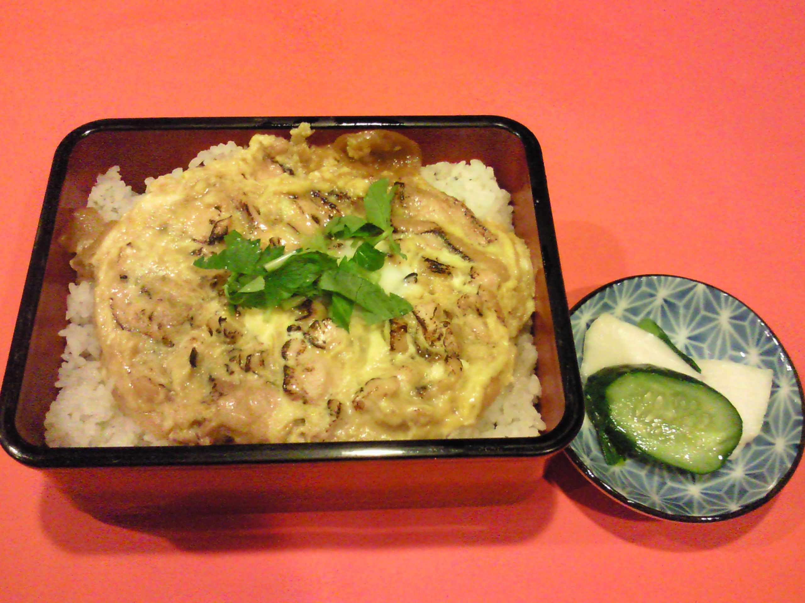 ★味よし「親子重はいかがですか??」