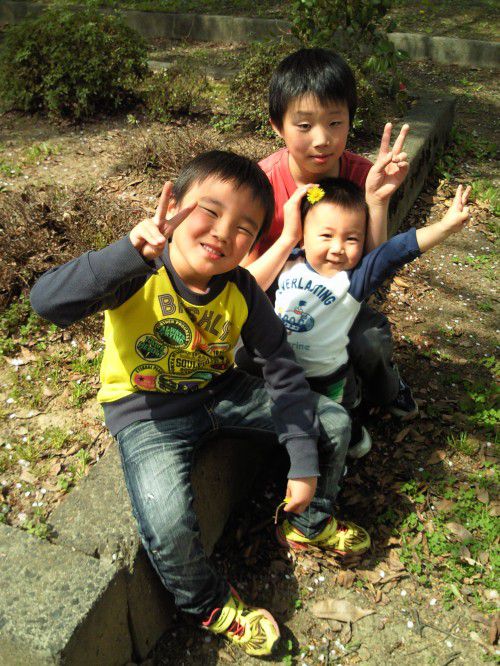 ★味よし「春を探して２・・・一字ちがいで大違い（笑）」