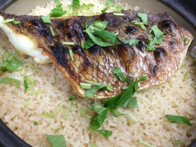 ★味よし「旬です♪土鍋の鯛飯！！お祝いにもいかが？？」