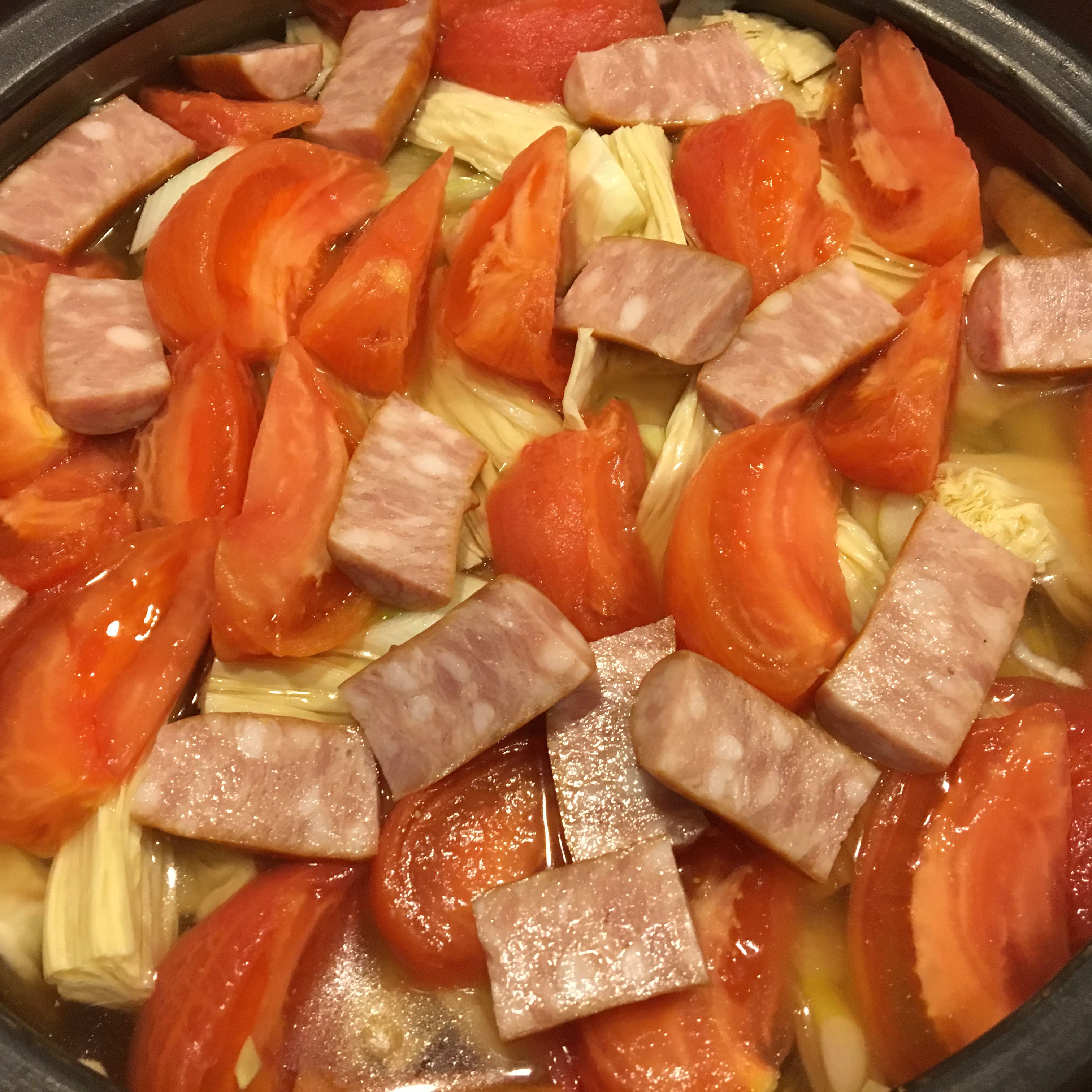 ★味よし「変わり鍋（こちらは、トマト鍋(^^♪）は、いかがですか？？」