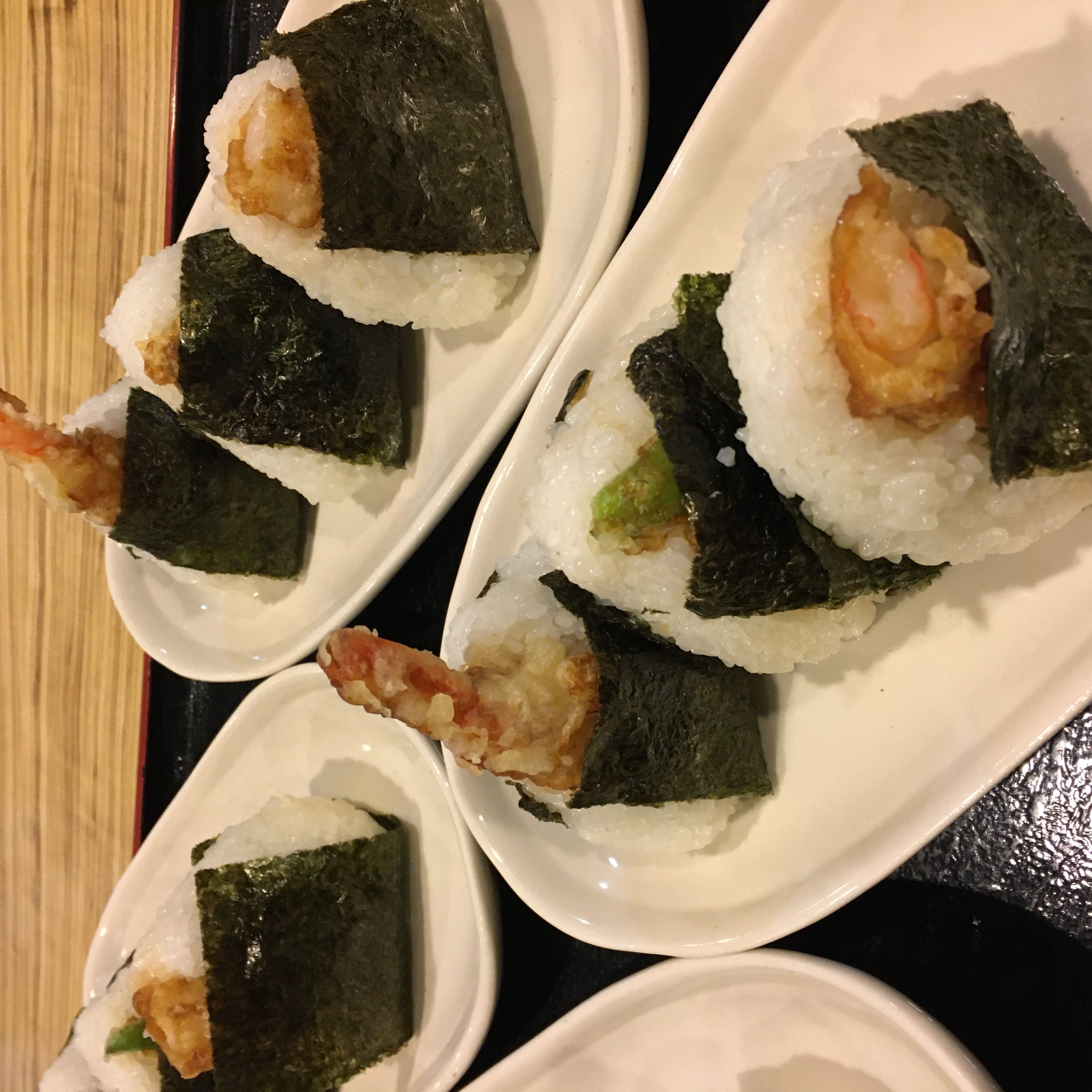 ★味よし「今週のランチはお休みです( ；∀；)」