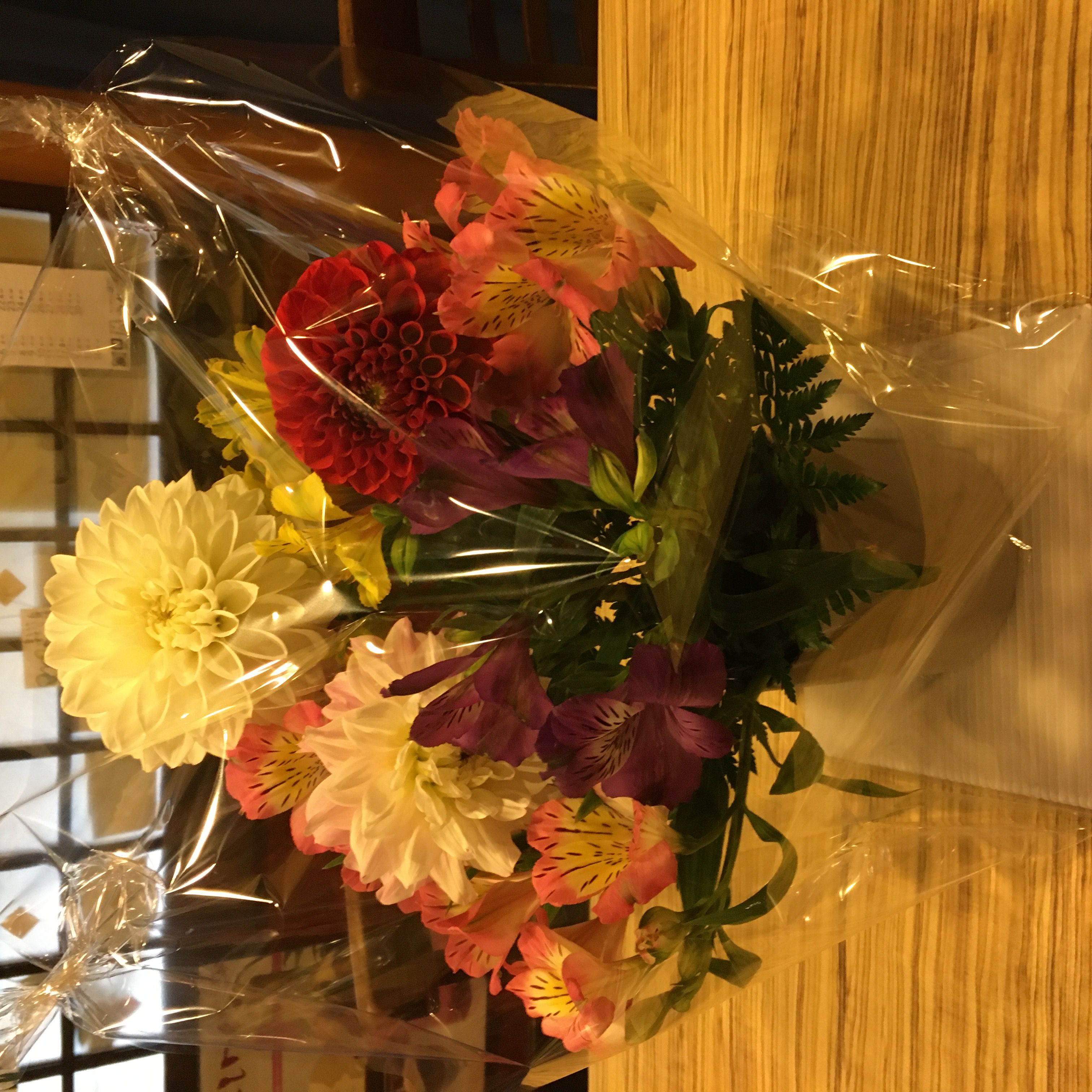 ★味よし「今週のランチはお休みです( ；∀；)」