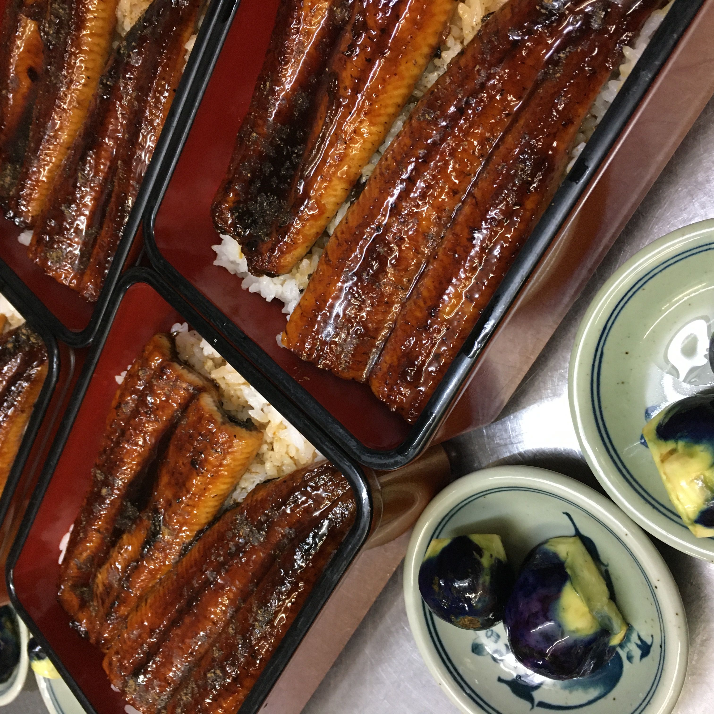 ★味よし「鰻重の販売、開始でーす！！」