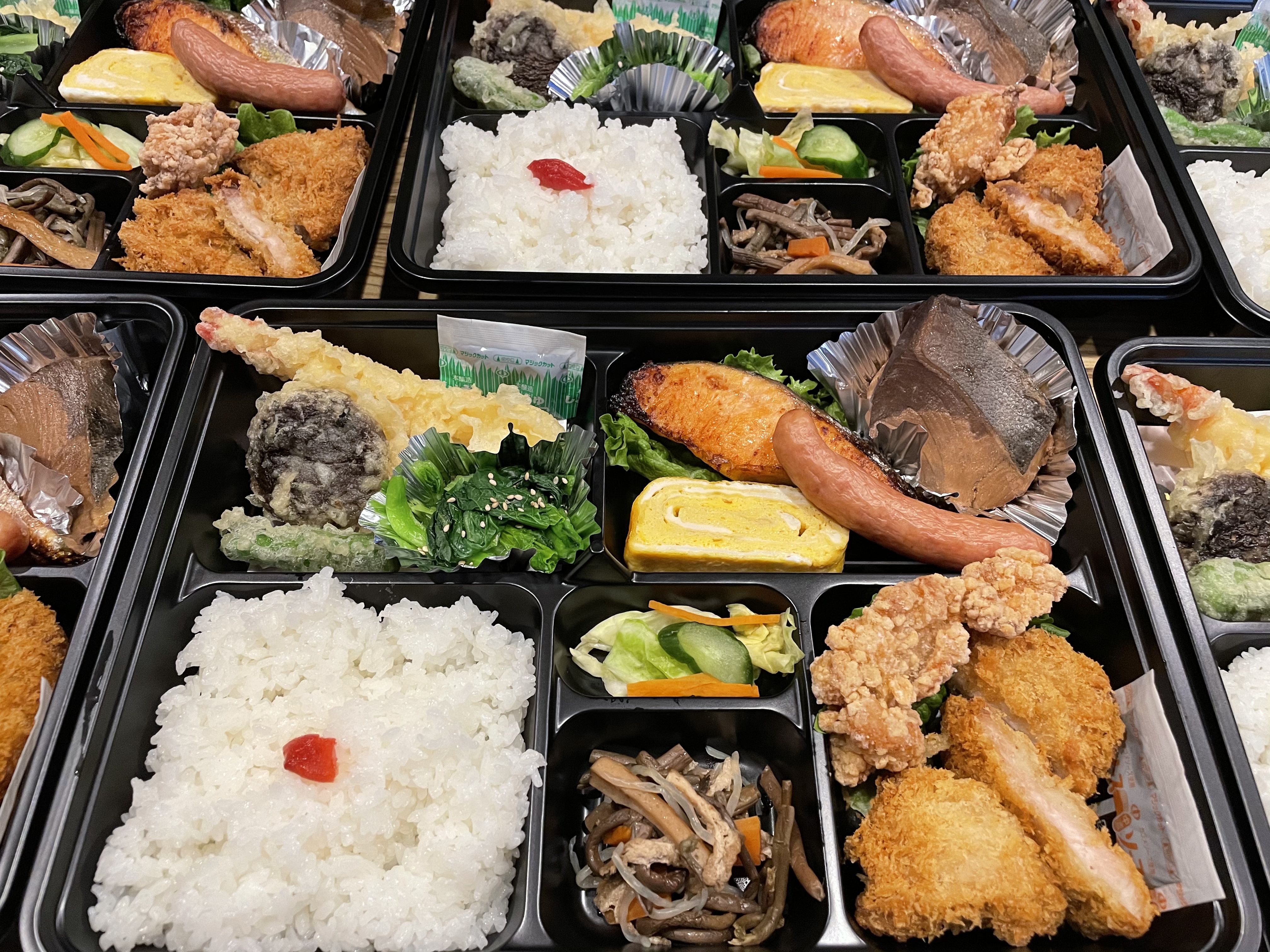 ★味よし「今週のランチはお休みさせていただきます( ；∀；)」