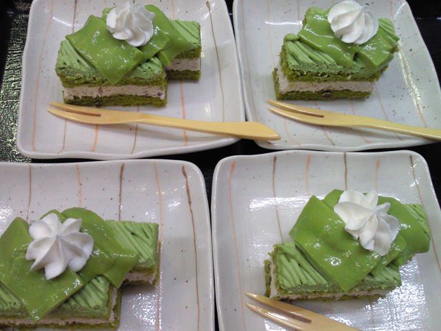 ★味よし「デザートもやっぱり美味ですよ~!」