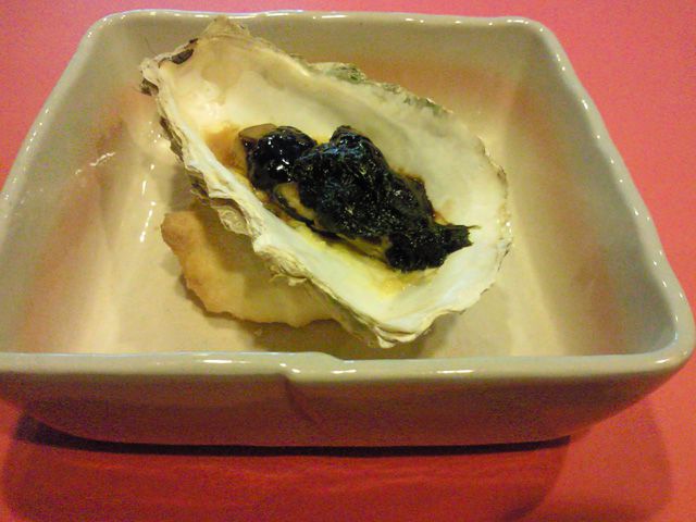 ★味よし「牡蠣(かき)の変わり味噌焼きです!」