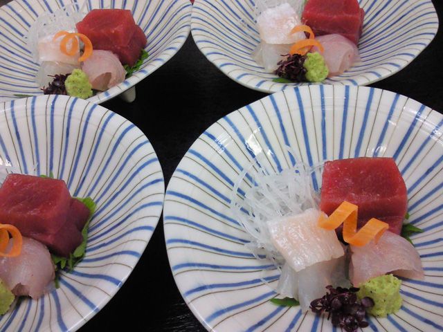 ★味よし「築地直送のお造りです!!」