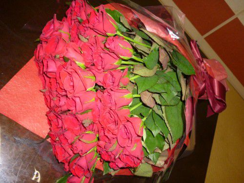 ★味よし「素敵なバラの花束ですよね!!」