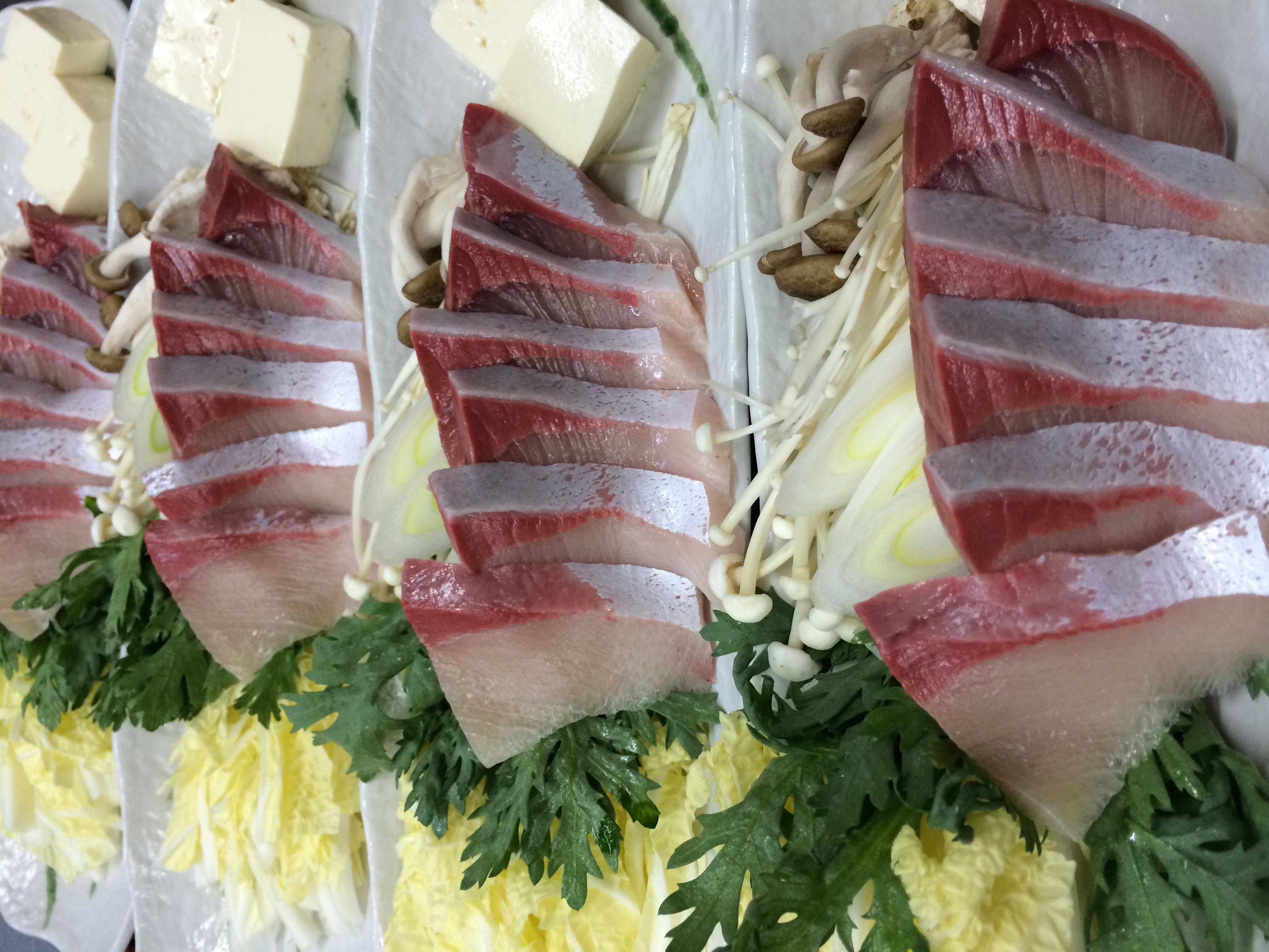 ★味よし「鮮魚、入りました!」