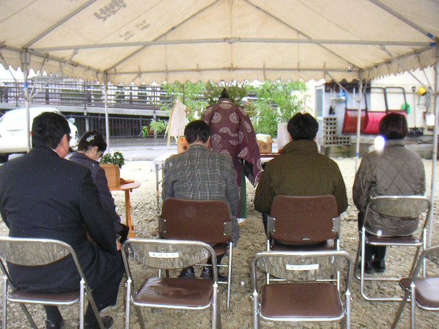 えっ、もう地鎮祭？