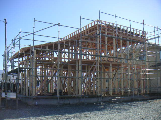 建て方完了。