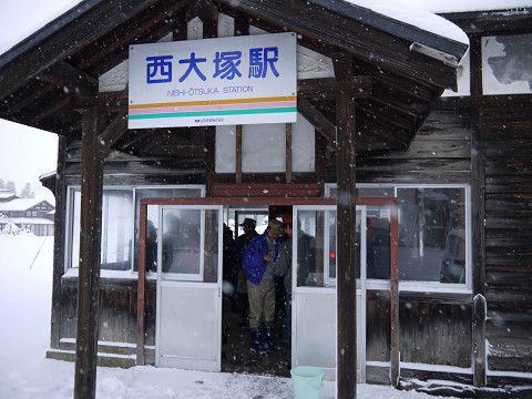 西大塚駅舎の大掃除、無事、終了しました！！