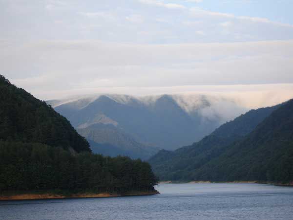 雲の山越え