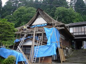 萱屋根葺き替えのこと