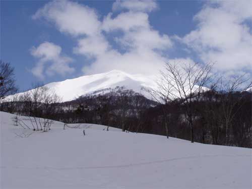 湯殿山