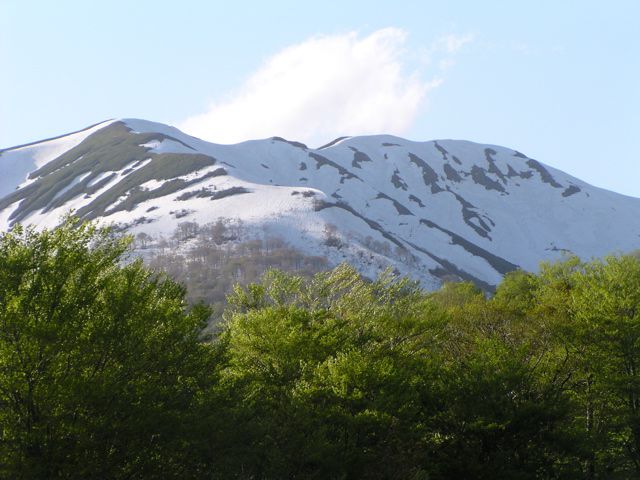 月山荘から湯殿山