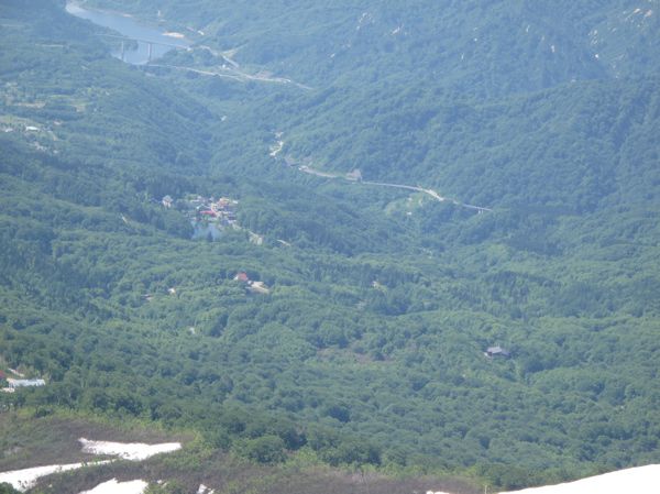 姥ヶ岳の中腹から