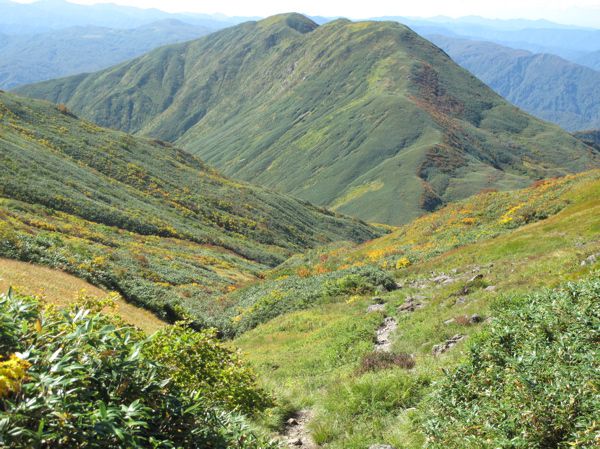 装束場と湯殿山