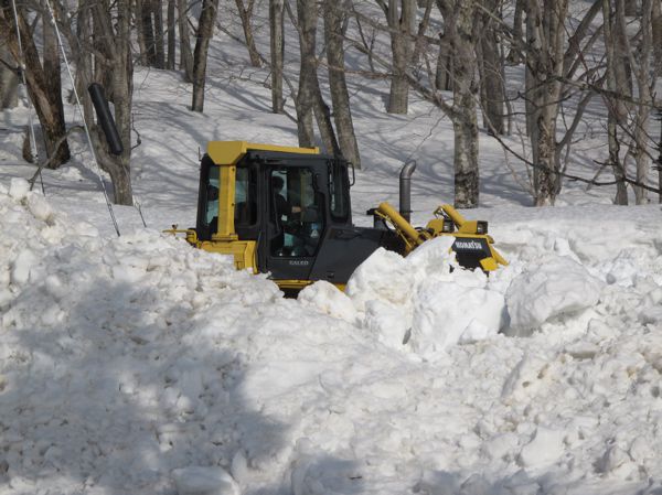 除雪始まる