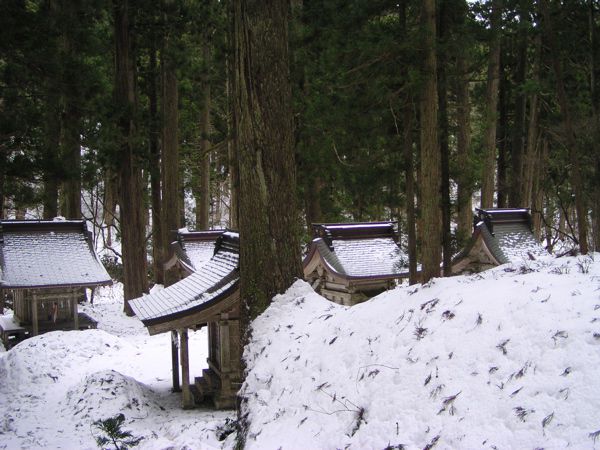 羽黒山に