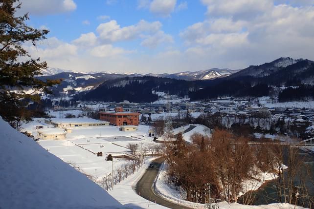 寒河江川右岸よりの風景