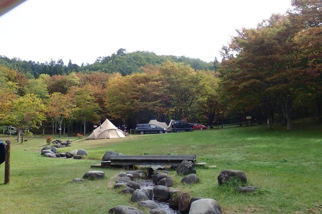 里山の公園で