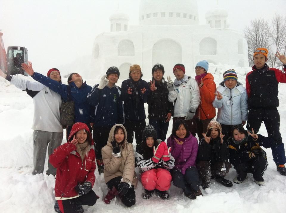 関東の大学生が豪雪地で暖かい体験!
