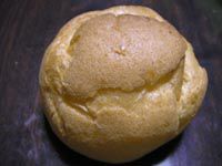 宇治抹茶のシュークリーム