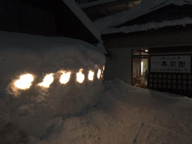 雪ぼんぼり