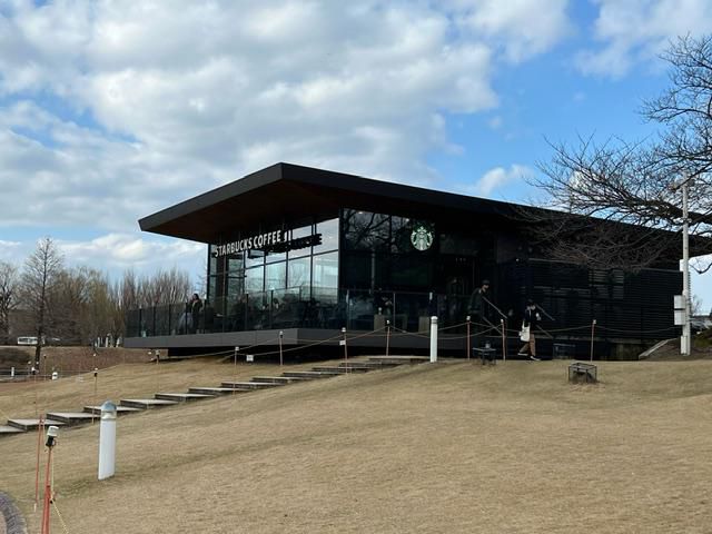 富山運河環水公園