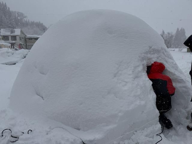かまくらづくり