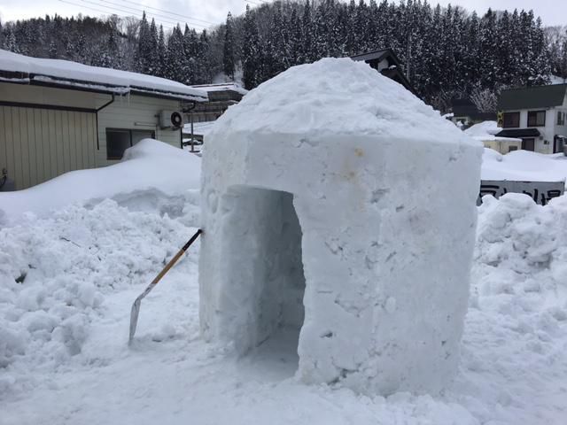 かまくら・・・