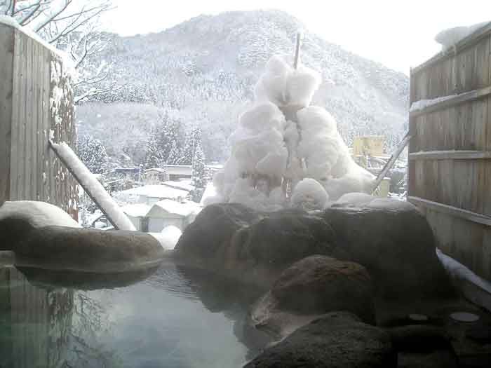 冬の露天風呂