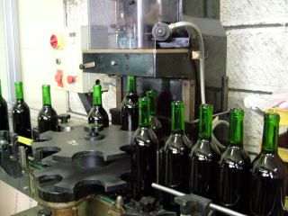 コルク打込機です