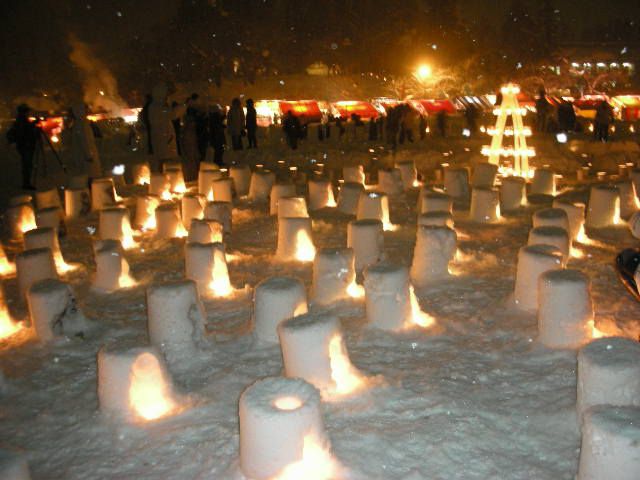 雪灯篭祭り。