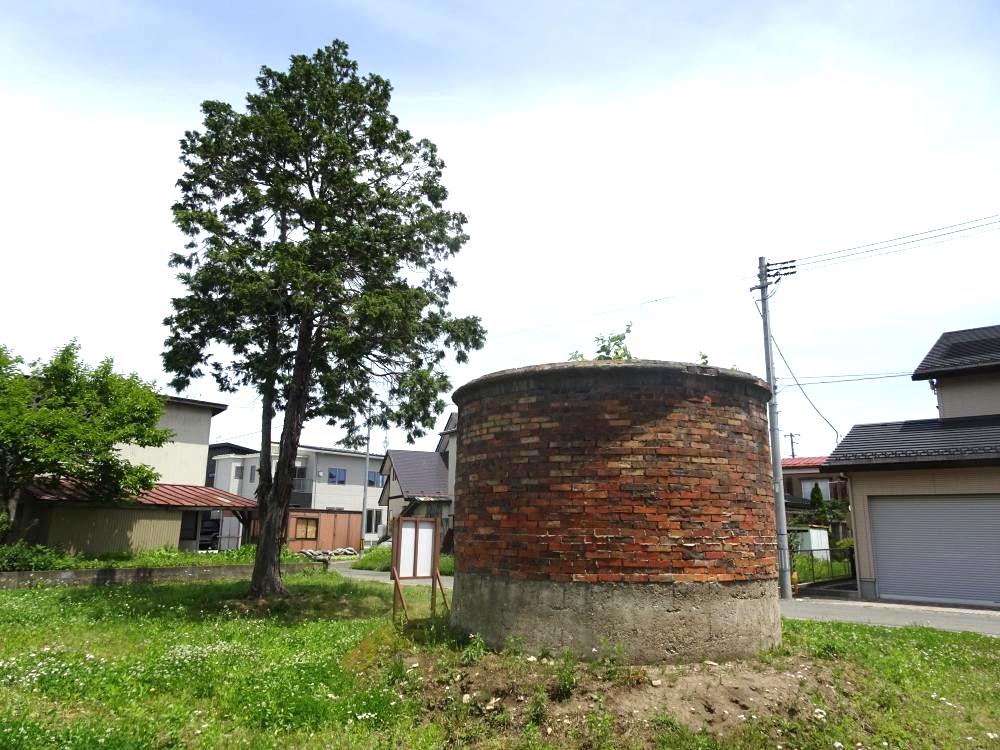 戦時遺構「防空監視哨聴音壕」が泣いている…生成AIさんも怒っている(上)!!!???