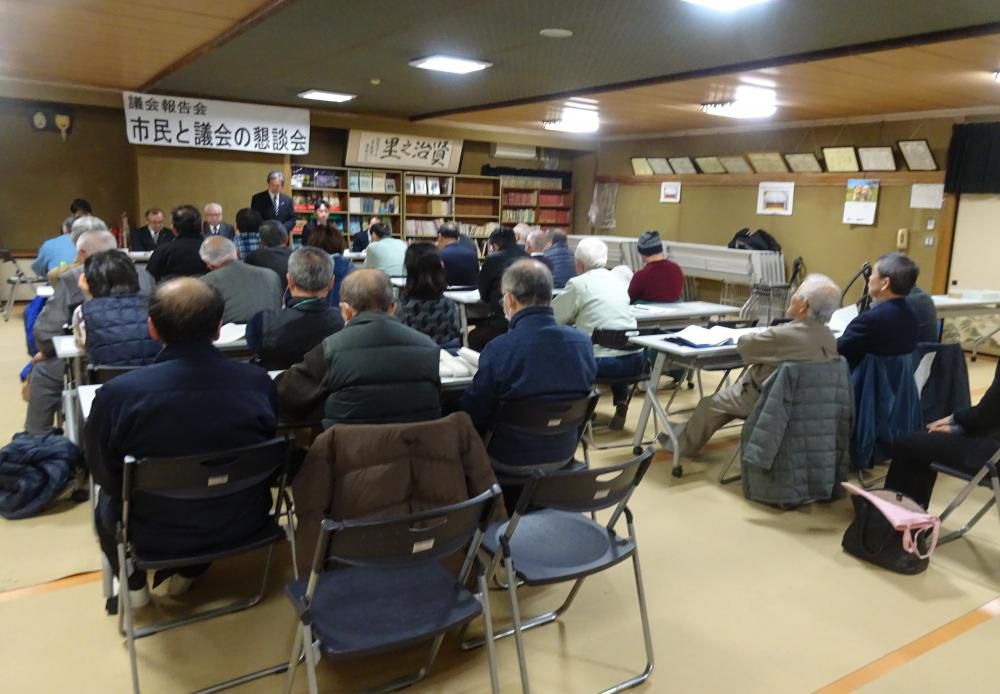 「新図書館」構想③　住民にも飛び火…議会への批判も