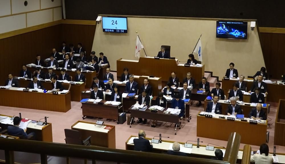 「新図書館」構想⑥　一般質問、そろい踏み…反対陳情も