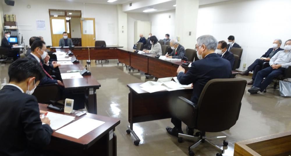 “パワハラ”陳情は継続審査へ…花巻市議会、そして「蛇の道は蛇」というオチ(どんどはれ)